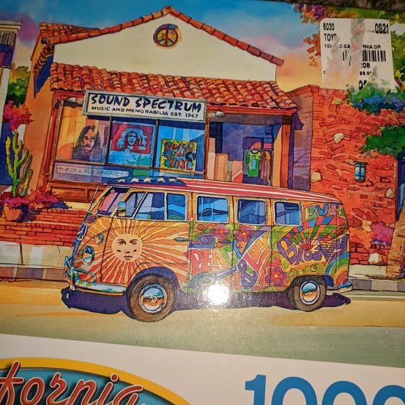 NEW! 1000pc Puzzle - Picture 5 of 5